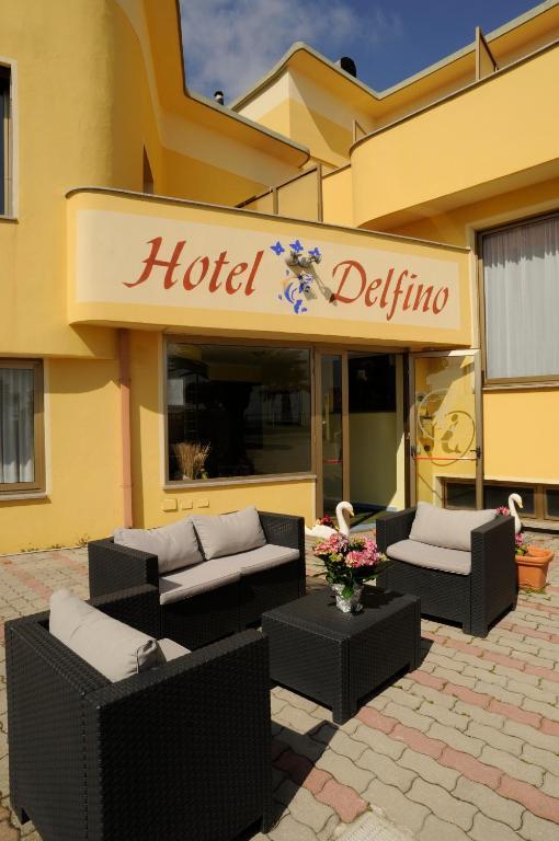 Hotel Delfino Laigueglia Exteriör bild